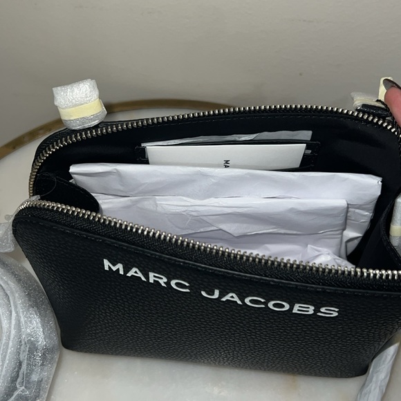 Marc Jacobs , color black with strap - Picture 3 of 7
